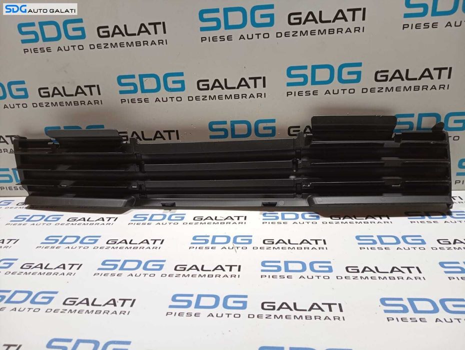 Grila Centrala Inferioara Ornament Spoiler Bara Fata Nou Opel Crossland X 2017 - 2020 Cod Y00085880 P1UO-51765 [M3992]