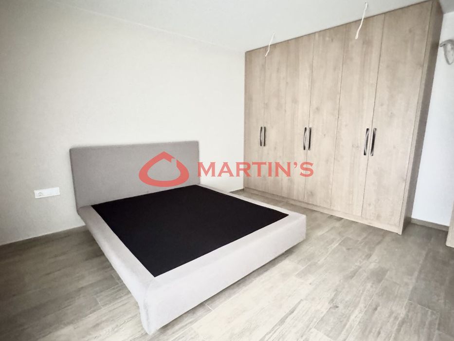 4-стаен в София-Оборище площ 185 цена 2000