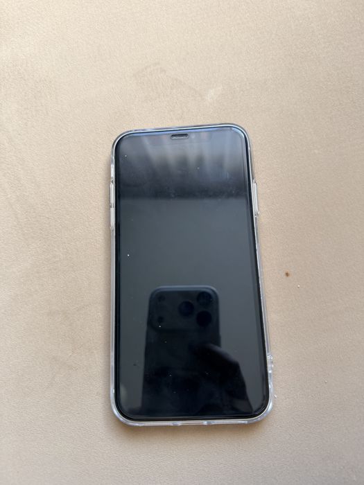Продам iphone 11