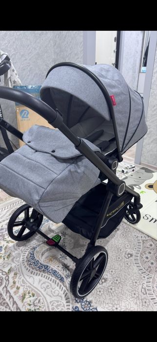 Продам детскую коляску