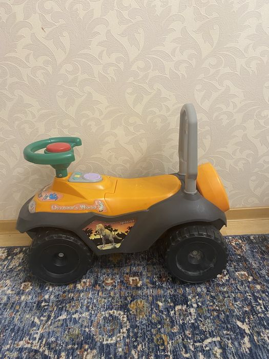 Трактор детский