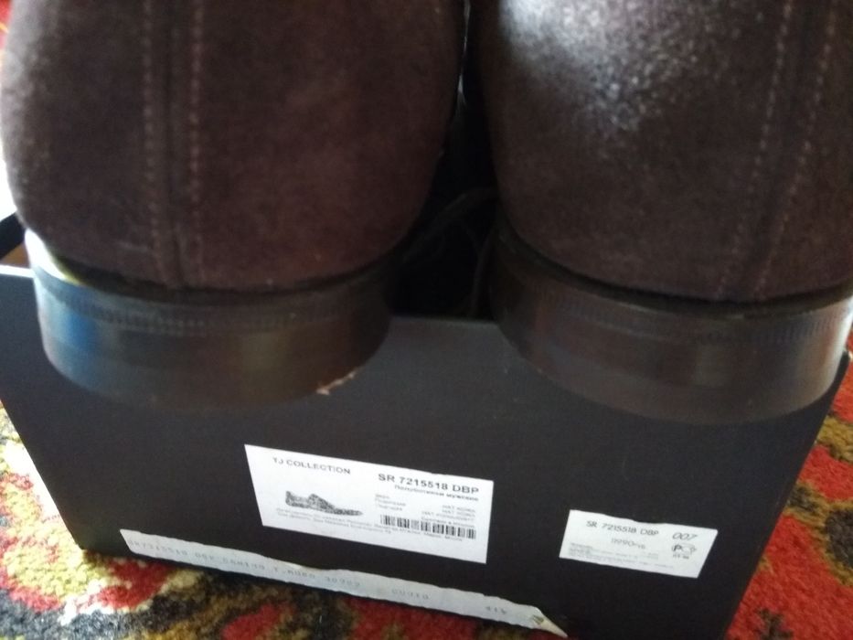 Прекрасные туфли из качественного замша, ручной работы от Итальянского