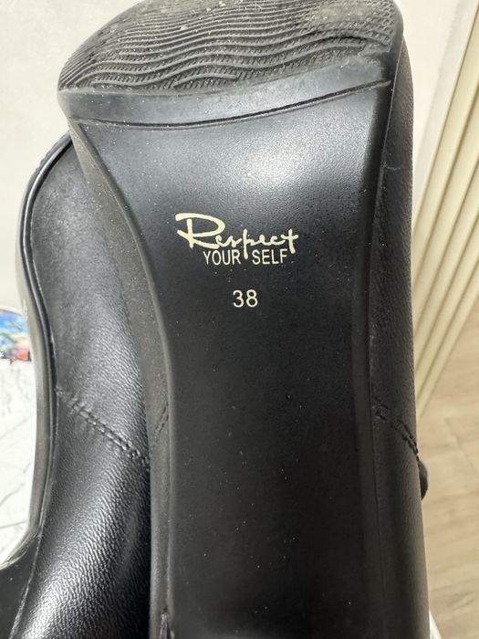 Продам шикарные ботильоны