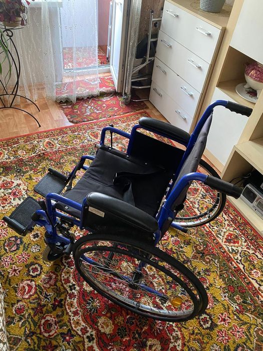Продам Инвалидную коляску