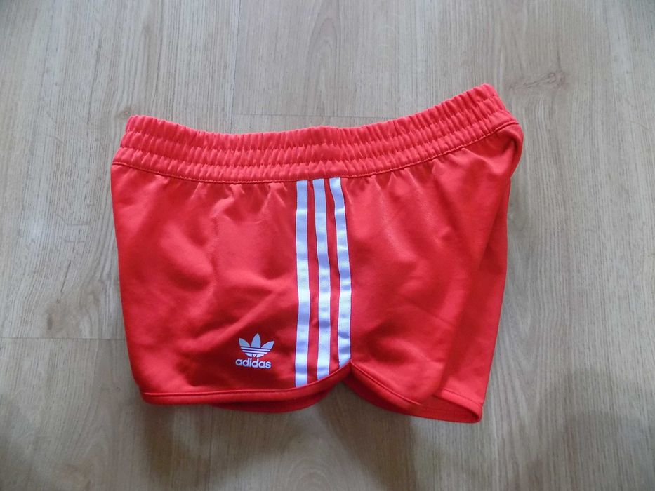 Къси панталони adidas шорти гащета екип оригинал крос спорт дамски S/M
