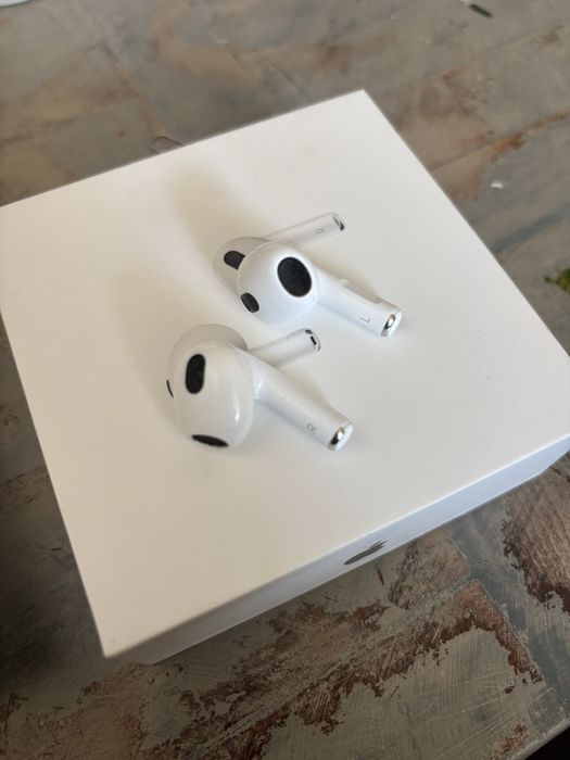 AirPods 3 оригинални Apple с кутия от Технополис
