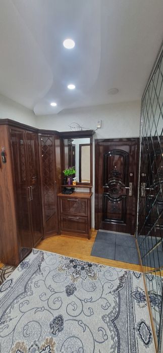 продаётся 3х квартира  1 этаж  6 микрорайон