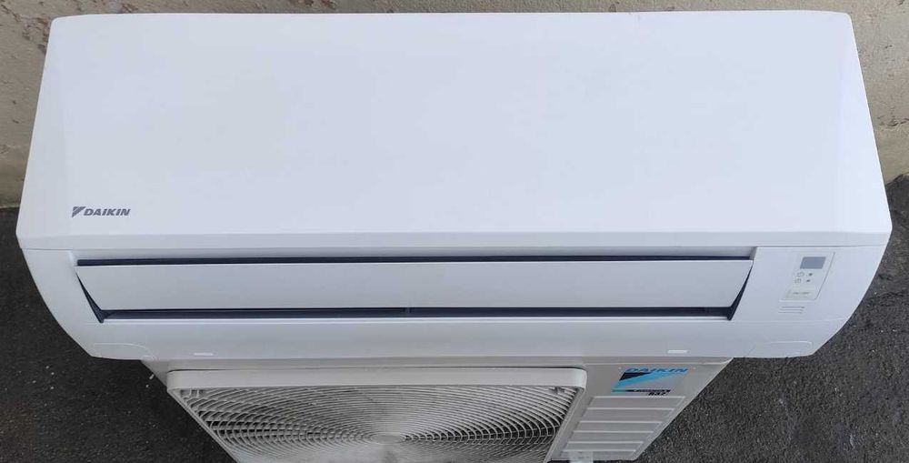 Инверторен климатик Daikin 12000 BTU R32
