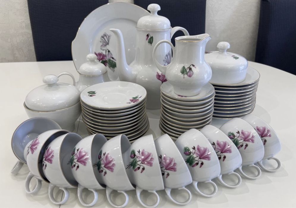 Посуды/сервиз/чашки/блюдцы