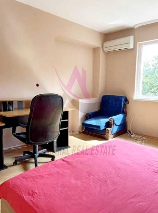 Дава се под наем Тристаен апартамент в Варна, Левски - 65 кв.м за 475 € - Снимка #1