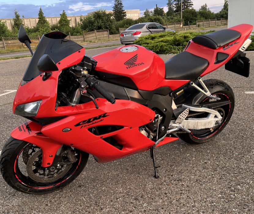 Vand  / schimb honda cbr 1000rr