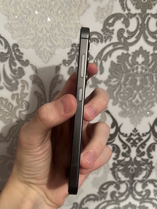 Продам Samsung s24.