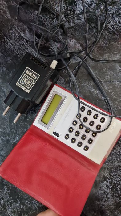 электронный калькулятор СССР