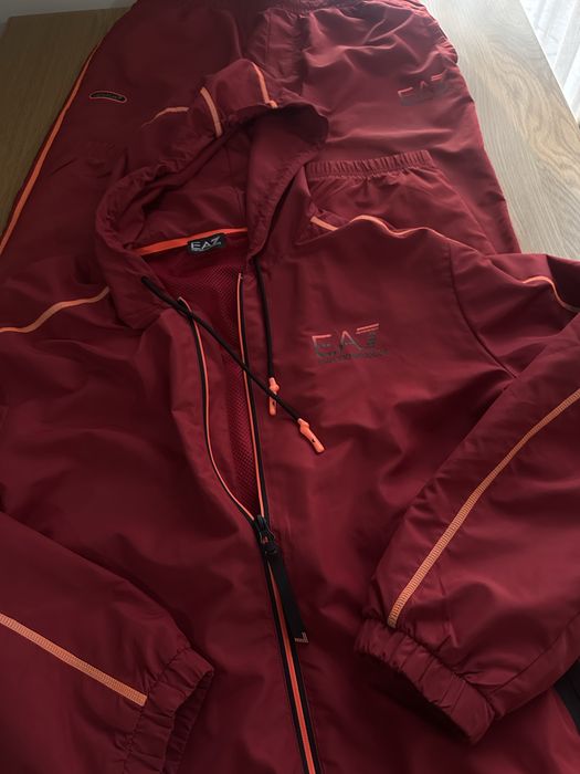 Анцуг EA7 Emporio Armani оригинален