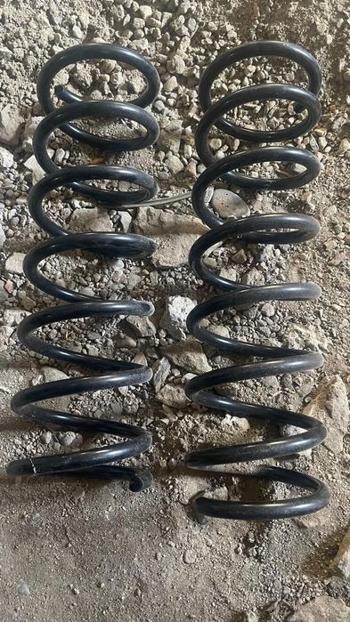 Пружина Мазда 3 задние