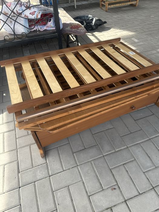 Срочно продам манеж детский деревянный 120”60