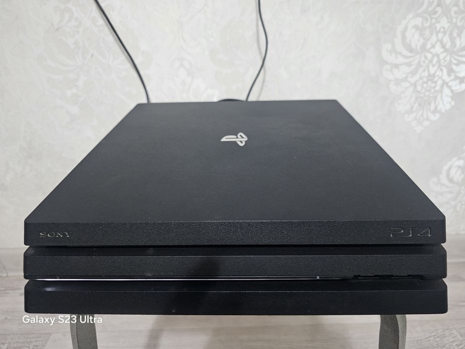 Playstation 4 pro 1tb