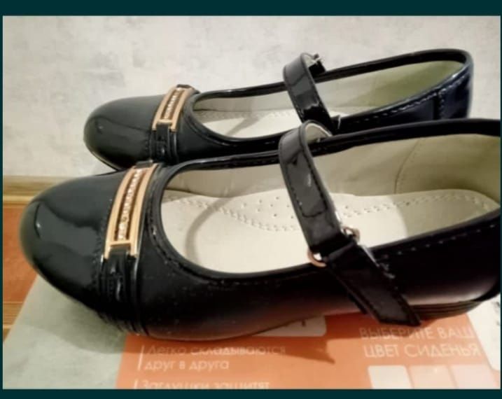 Туфли детские на девочку