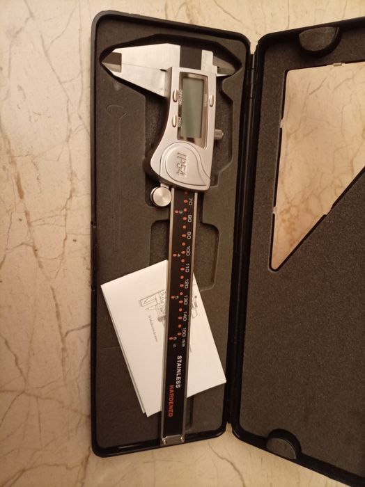 Șubler electronic metalic IP54