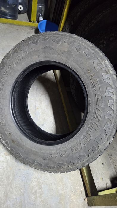 Bridgestone Dueler A/T 245/75 R17 комплект