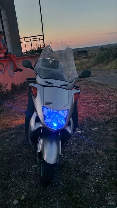 Vand Honda Foresight 250 Defect/Schimb Aprilia sr, Aerox, Booster etc