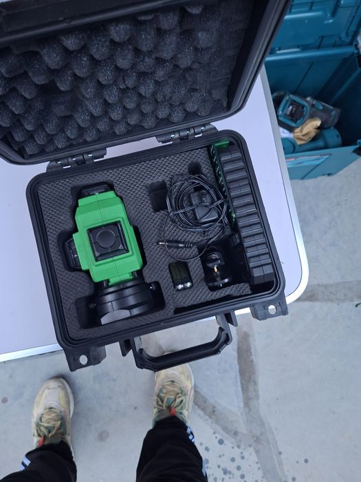 Лазерен нивелир ADA TOPLINER 3