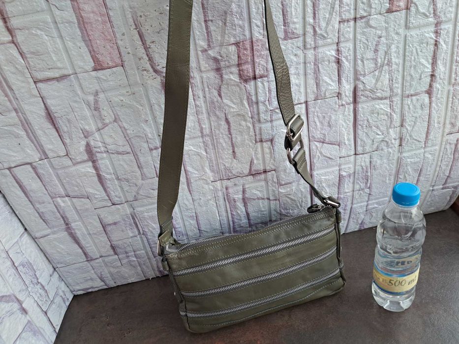 дамска чанта,Mango,зелена малка чантичка-естествена кожа