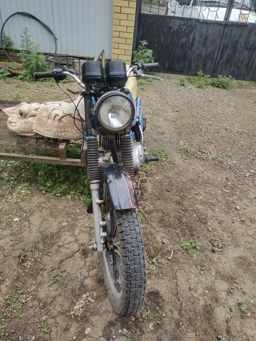 Продается мотоцикл иж планета на полном ходу .