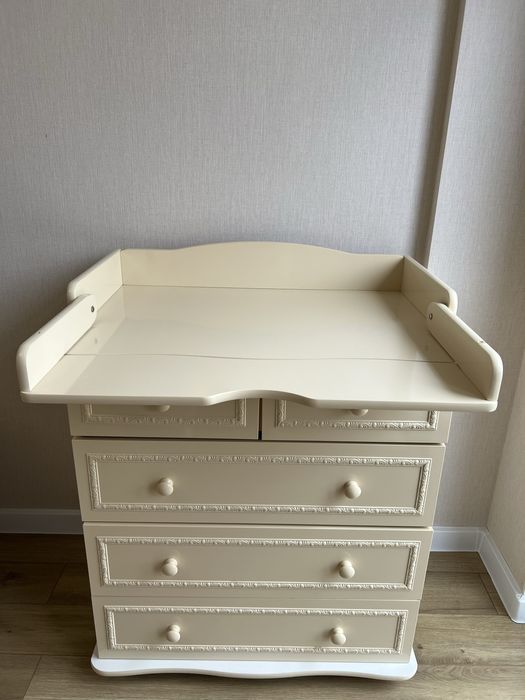 Комод детский деревянный