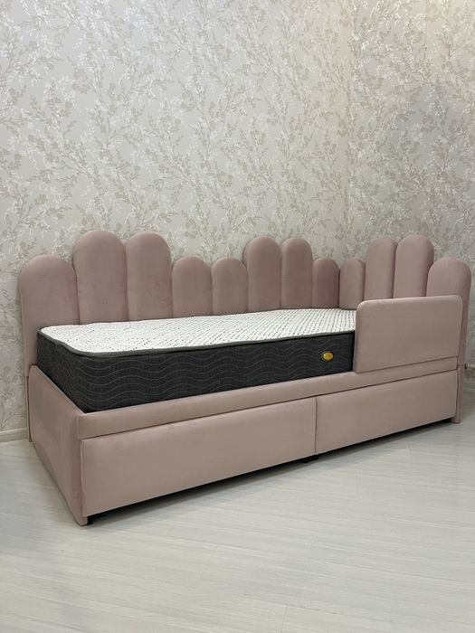 Деткая мягкая кровать для вашей принцессы