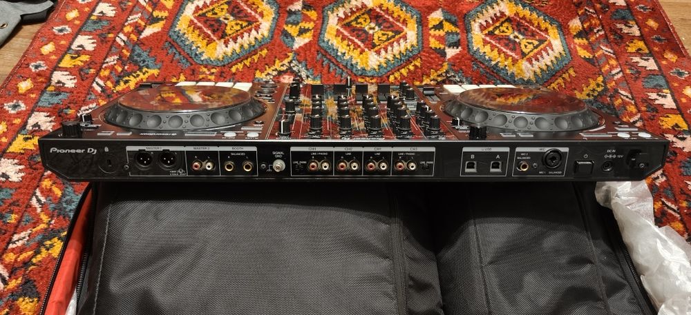 DJ-Контроллер Pioneer DJ DDJ-1000