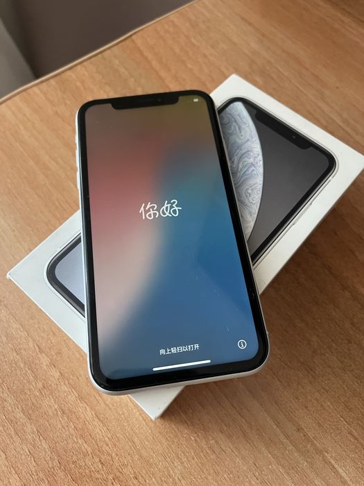 Apple iPhone Xr 64 gb белый