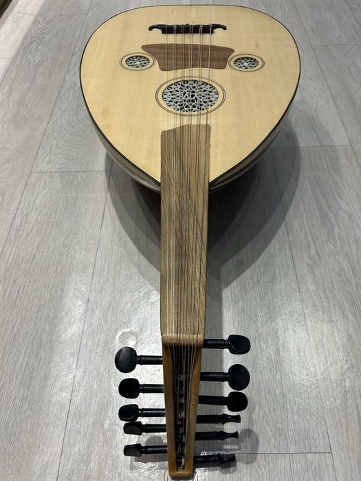 Ud  (turkiyada ishlab chiqarilgan).