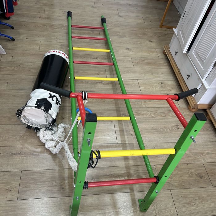 Шведская стенка с грушей, кольцами, канатом