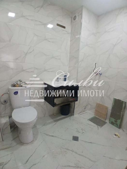 Продава се Двустаен апартамент в Шумен, Томбул джамия - 68 кв.м за 1013 €/кв.м - Снимка #7