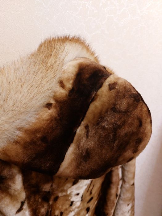 Продам шубу натуральный мутон