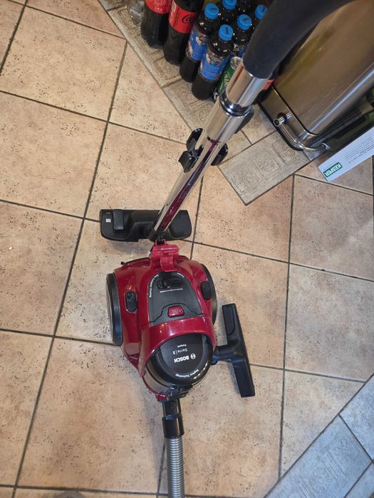 Прахосмукачка Bosch series 2