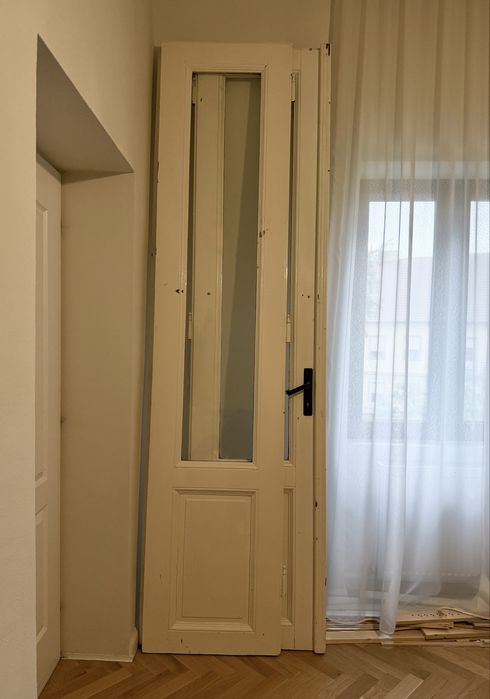 Usa dubla din lemn masiv in stil evreiesc