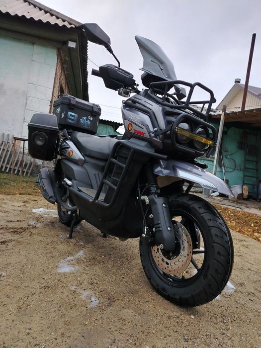 Продам скутер танк х7