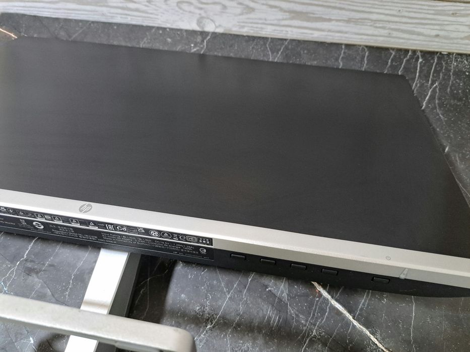 Продам монитор HP 24F (идеал)
