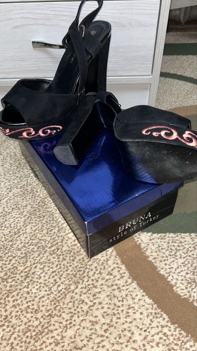 Жескик туфли лодочки