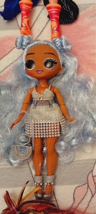 De vinzare papusele lol in stare buna!