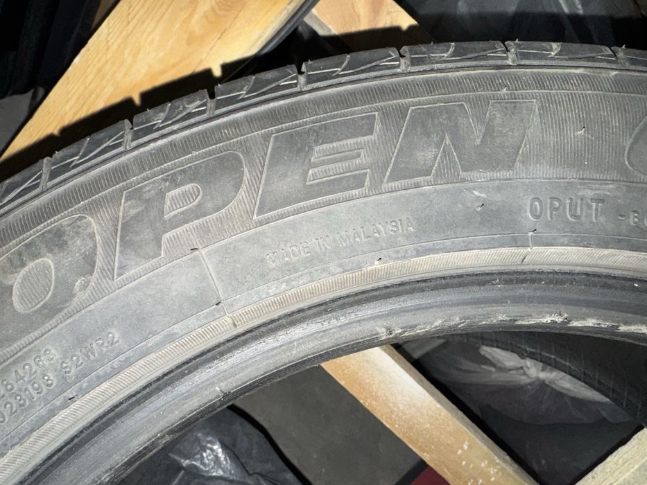 Шины летние Toyo 225/55 R18