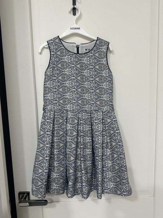 Платья на девочек