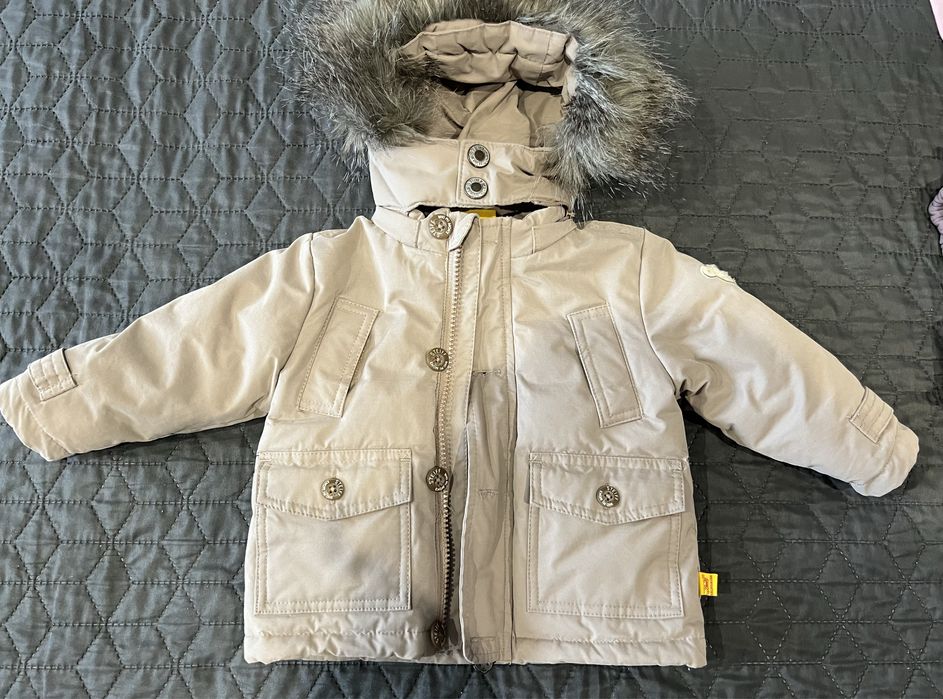 Бебешко яке с пухена качулка