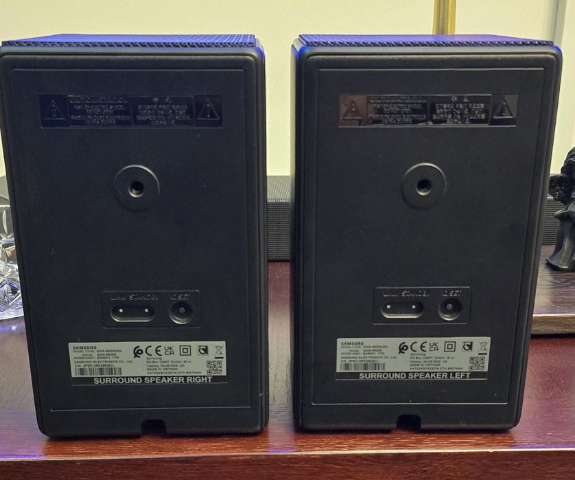 Boxe Samsung Wireless Rear speaker kit SWA9500S Vladiceni • OLX.ro