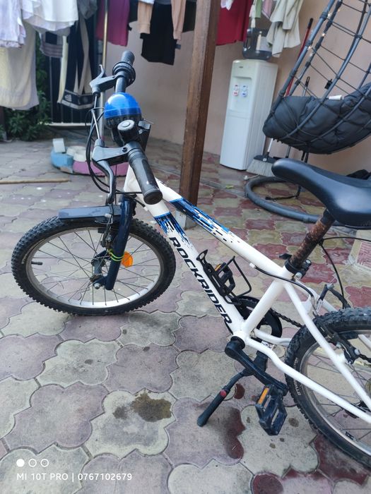 Bicicleta copil cu varsta de pana la 10 ani