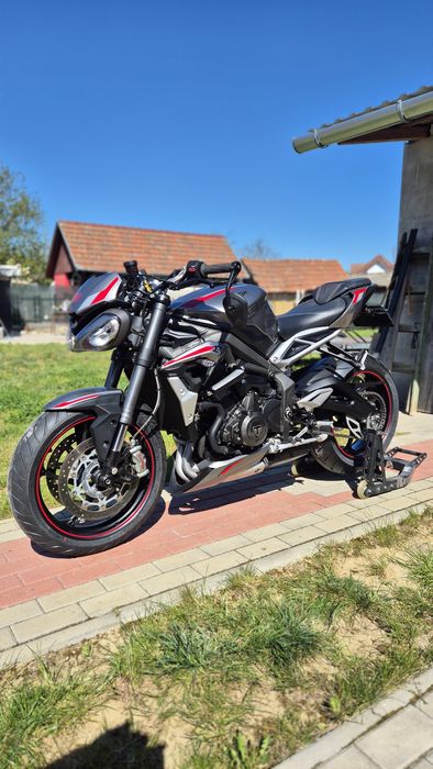 Triumph street triple 765 rs