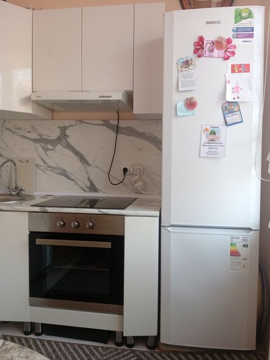 Холодильник сатылады