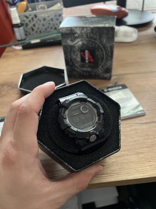 Часовник Casio G-SHOCK G-SQUAD Bluetooth GBD-800-1B